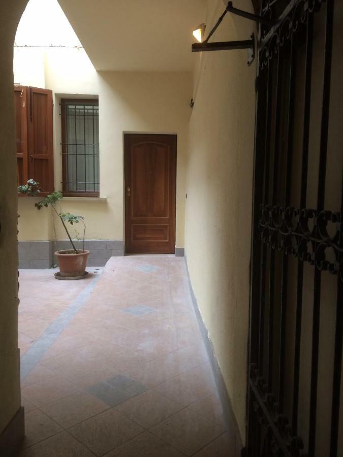 Suite Del Borgo - Affittacamere - Guest House Bologna Exterior photo