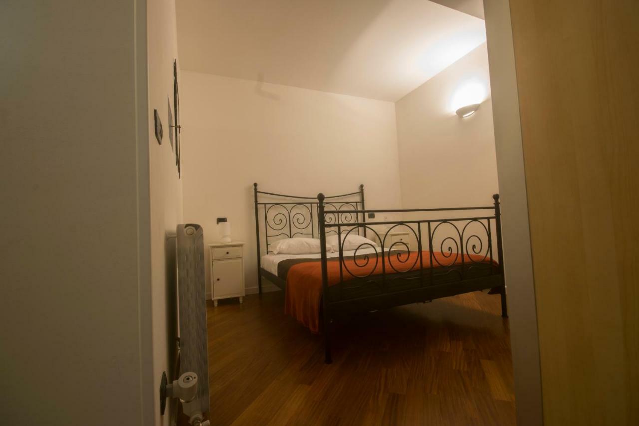 Suite Del Borgo - Affittacamere - Guest House Bologna Exterior photo