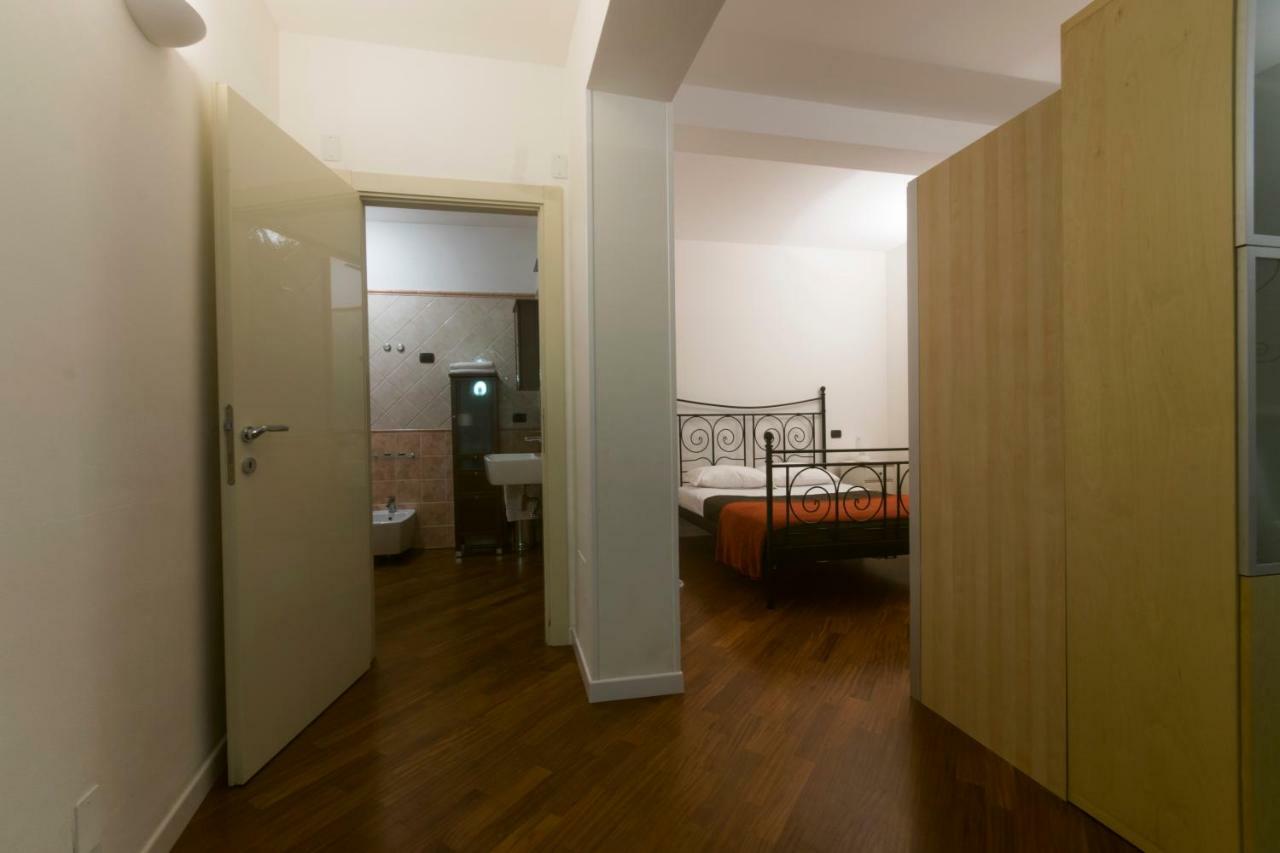 Suite Del Borgo - Affittacamere - Guest House Bologna Exterior photo